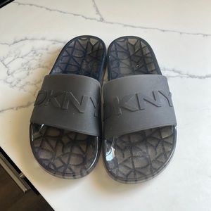 Brand new black everyday slides